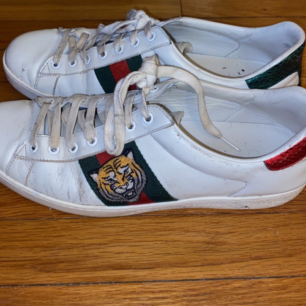 Decently used authentic Gucci tennis shoes